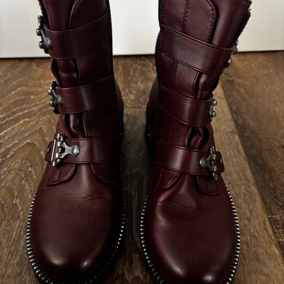 Red Biker Boots - Picture 3 of 7